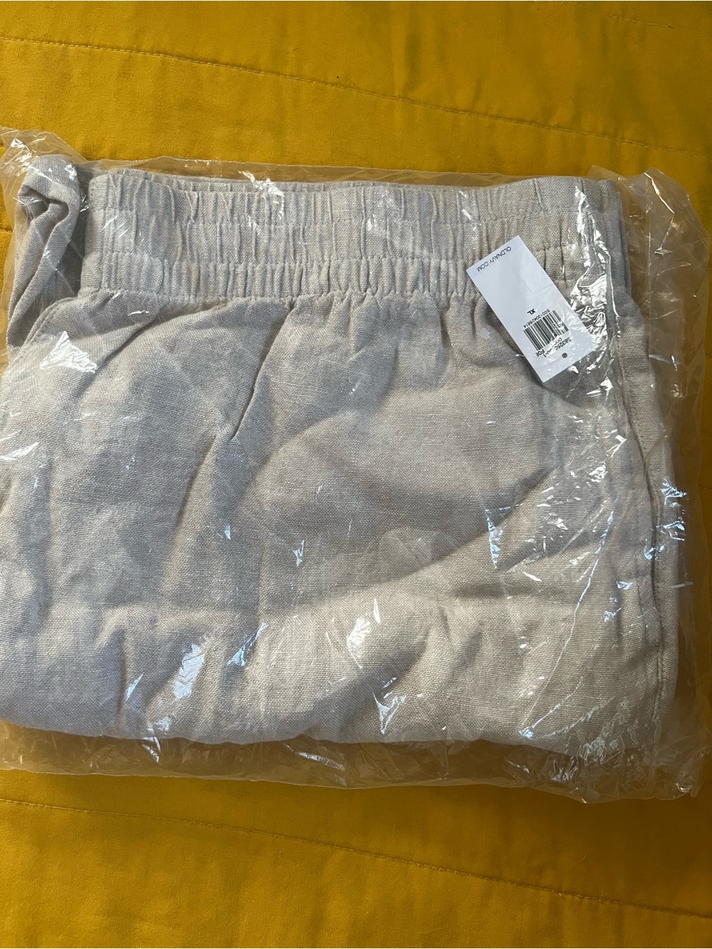 Old Navy Beige Linen-Blend Elastic Waist Trousers